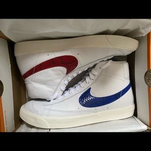 NIKE BLAZER MID ‘77 VNTG